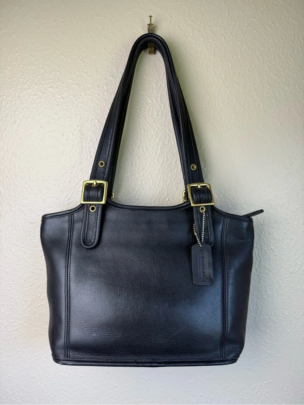 Vintage Coach 9086 leather bag